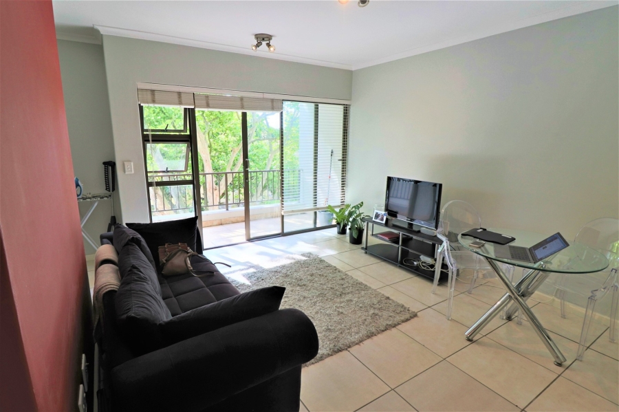 To Let 1 Bedroom Property for Rent in Rondebosch Western Cape